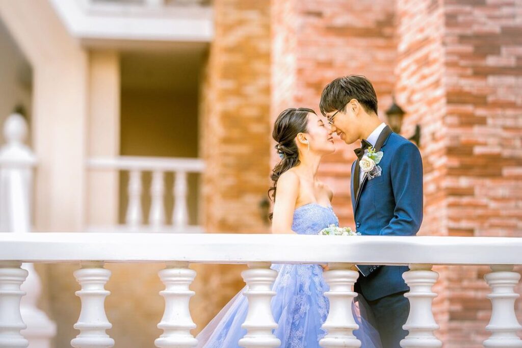 一生の思い出に残る結婚式写真。前撮りから後撮りまで結婚式に関する撮影もお任せください。岡山市、倉敷市、総社市、瀬戸内市、玉野市などは出張費用はかかりません。